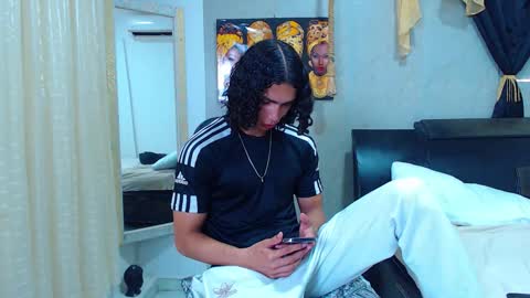 Snapshot of nazper_ chatting on October 3, 3:53 pm Nazper online show from October 3, 3:53 pm