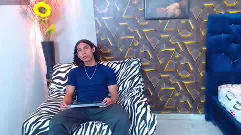 Snapshot of nazper_ chatting on October 8, 3:42 pm Nazper online show from October 8, 3:42 pm