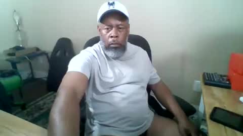 Terry online show from October 31, 6:09 pm