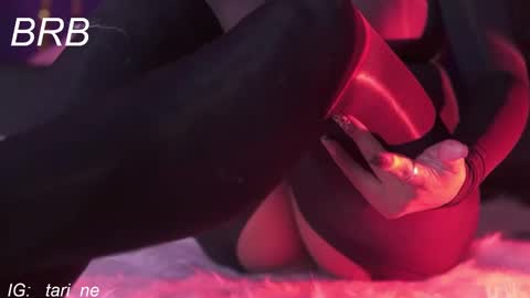 Snapshot of ne_fertari chatting on October 3, 11:29 am Nefertari online show from October 3, 11:29 am