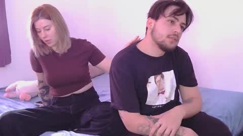 Snapshot of nearky chatting on January 15, 12:32 pm nearky online show from January 15, 12:32 pm