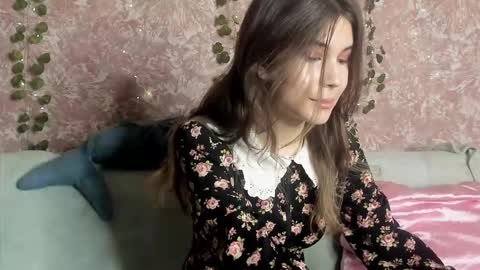 Snapshot of nebula_girl chatting on October 10, 1:15 am Nebula online show from October 10, 1:15 am