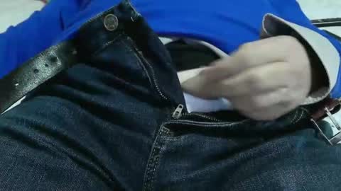 neckk online show from November 15, 5:09 pm