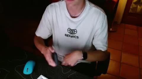 tootired online show from March 27, 6:41 am