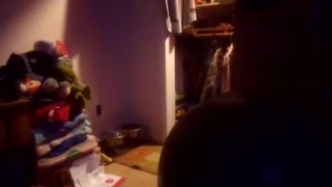Snapshot of needu802318 chatting on February 26, 8:35 am Easy E online show from February 26, 8:35 am