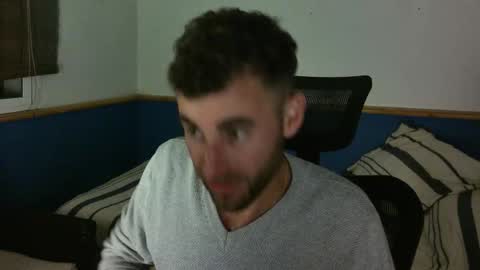 Snapshot of needweedalot chatting on March 18, 10:46 pm G as the point online show from March 18, 10:46 pm