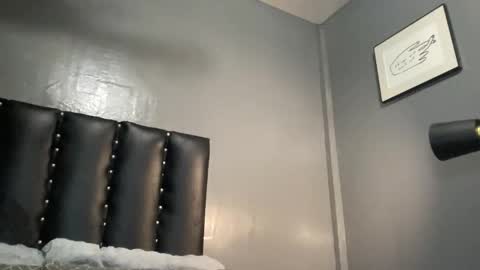 Snapshot of needyou_xxx chatting on January 13, 11:04 am karla online show from January 13, 11:04 am