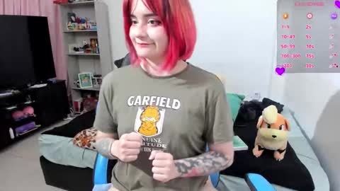 Snapshot of neeko_lol_ chatting on September 29, 9:25 am Geek Nicole im Neeko UwU online show from September 29, 9:25 am