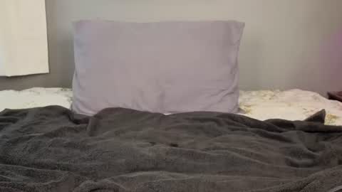 JenniferJen online show from July 23, 4:49 pm