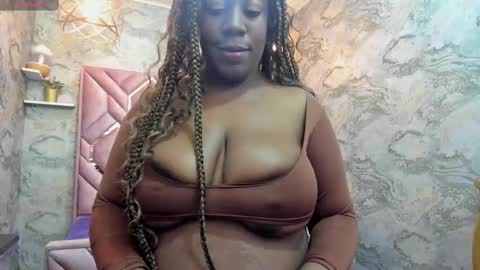 Nefer  online show from September 11, 4:29 pm