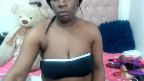 negrabig 38 online show from May 10, 3:44 am