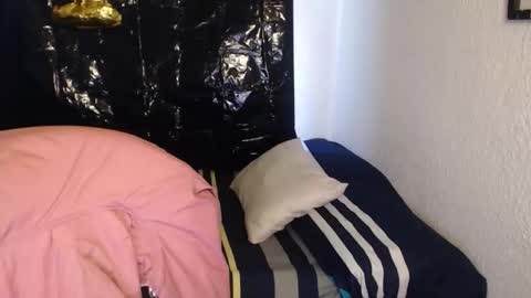 Zoe online show from November 12, 11:10 am