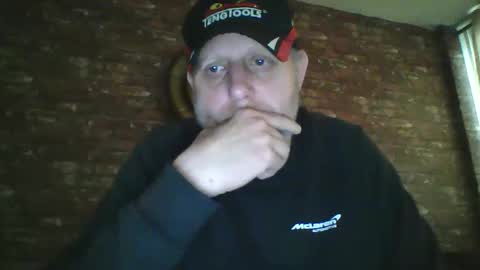 Neil online show from October 4, 4:49 pm