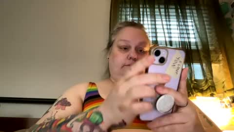 Nellie Atlas online show from June 17, 2:29 pm