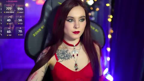    online show from December 1, 1:05 pm