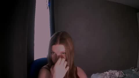 Snapshot of nelli_lux chatting on December 5, 8:34 am Nelli online show from December 5, 8:34 am