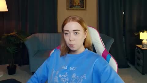 Snapshot of nelliemathers chatting on December 17, 8:48 pm Nelli online show from December 17, 8:48 pm