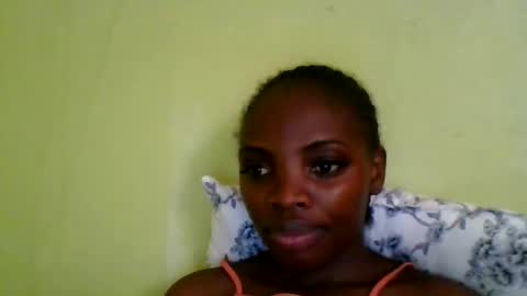 Snapshot of nelly_ebony5 chatting on June 7, 10:41 am nelly_ebony5 online show from June 7, 10:41 am