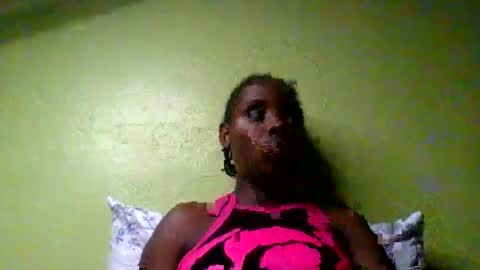 Snapshot of nelly_ebony5 chatting on June 9, 1:12 pm nelly_ebony5 online show from June 9, 1:12 pm