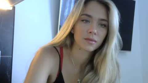Snapshot of nelly_fortu chatting on July 12, 11:01 am nelly_fortu online show from July 12, 11:01 am