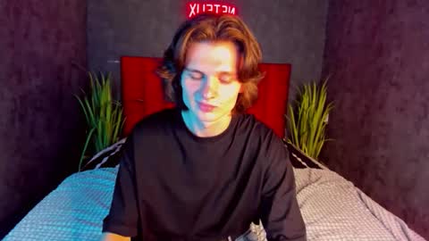 Snapshot of nelson_godman chatting on October 22, 4:07 pm nelson_godman online show from October 22, 4:07 pm