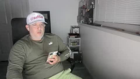 nelsonbucara online show from May 17, 4:54 am