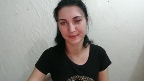 Nensy online show from December 7, 1:25 am