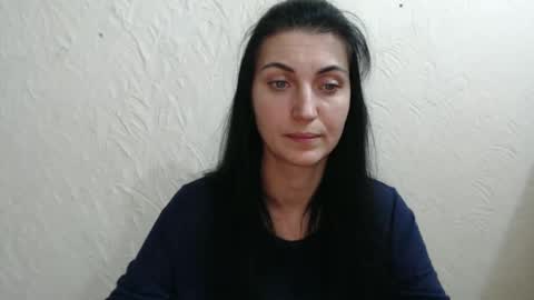 Nensy online show from December 17, 3:06 pm