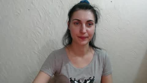 Nensy online show from February 21, 11:10 pm