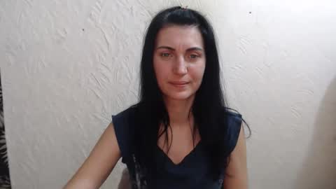 Nensy online show from February 19, 2:35 pm