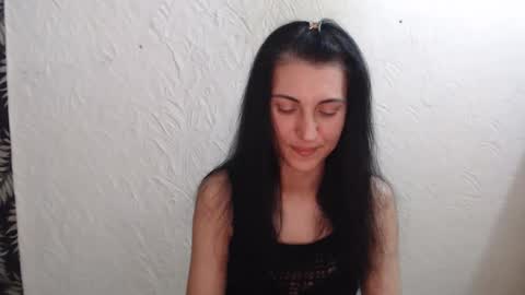 Nensy online show from May 15, 7:43 pm