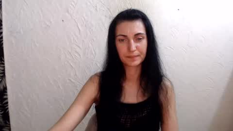 Nensy online show from June 17, 3:24 pm
