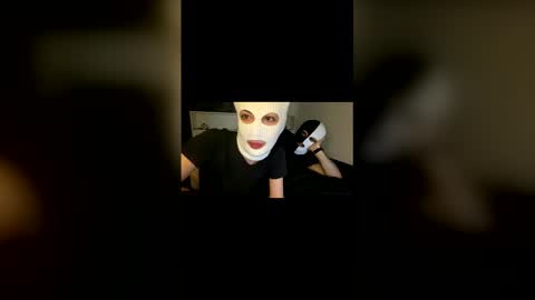 Fieryblow online show from April 22, 4:15 am