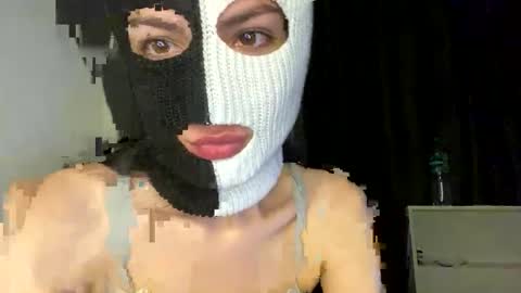 Fieryblow online show from May 21, 12:28 am