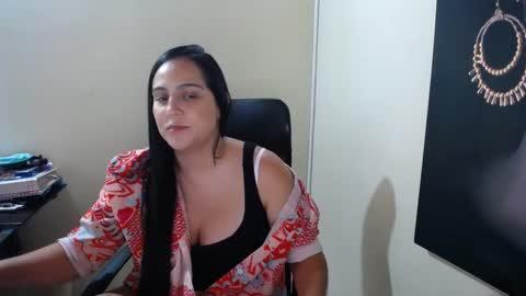 kelly lopez online show from February 5, 9:07 pm
