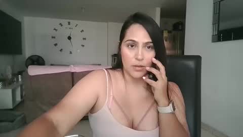 Snapshot of neny445 chatting on October 1, 5:30 pm kelly lopez online show from October 1, 5:30 pm