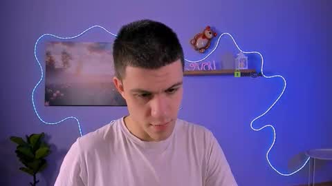 Snapshot of neo_raze_ chatting on March 19, 7:29 pm neo_raze_ online show from March 19, 7:29 pm