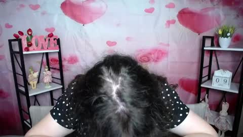 Snapshot of neonilalisova chatting on April 9, 6:19 am NeonilaLisova online show from April 9, 6:19 am