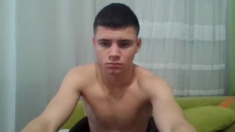 Snapshot of neoplayboy2 chatting on November 11, 6:57 am neoplayboy2 online show from November 11, 6:57 am