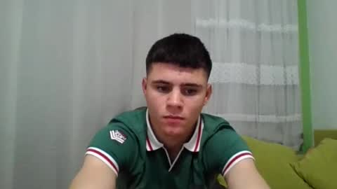 Snapshot of neoplayboy2 chatting on November 20, 6:51 pm neoplayboy2 online show from November 20, 6:51 pm