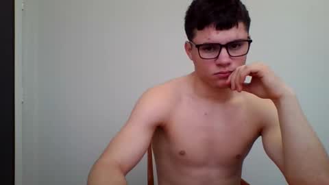 Snapshot of neoplayboy2 chatting on December 21, 1:18 pm neoplayboy2 online show from December 21, 1:18 pm