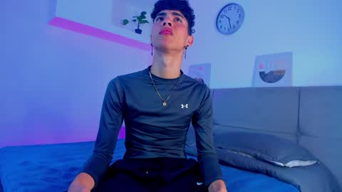  NeoRaptis  jhonatan  online show from January 4, 7:55 pm