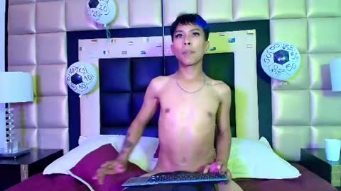 neoxangel69 online show from June 26, 4:00 pm