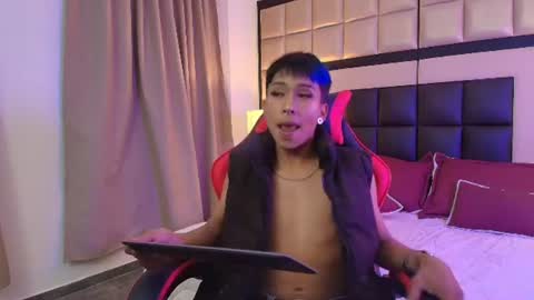 neoxangel69 online show from July 2, 3:34 am