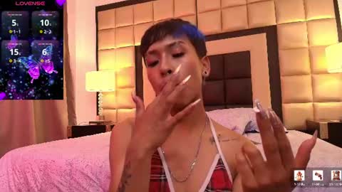neoxangel69 online show from July 17, 10:47 pm