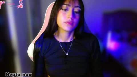 Neptu noxx online show from February 18, 5:03 am