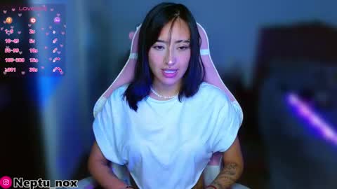 Neptu noxx online show from March 14, 1:49 pm