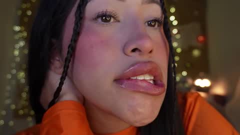 Helena    Every Friday new video for my fan club loves  online show from October 31, 5:36 pm