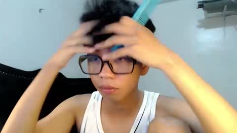 Ethan online show from May 24, 10:59 pm
