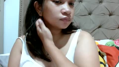 Snapshot of nerdypinaypie chatting on June 12, 10:25 am nerdypinaypie online show from June 12, 10:25 am